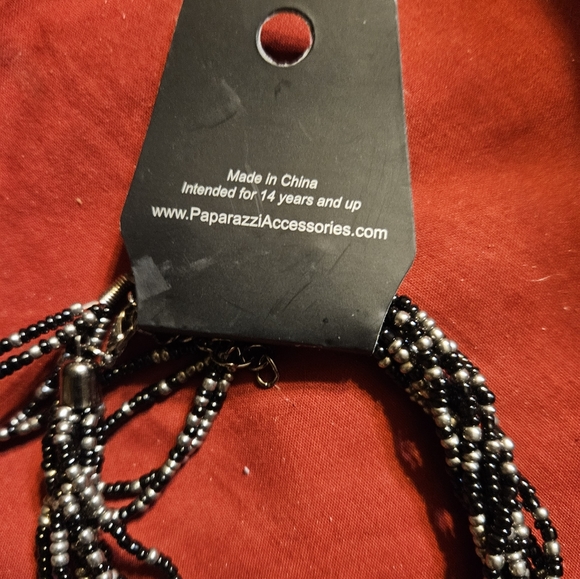 Ladies New 3 piece micro beaded jewelry set - Picture 5 of 6